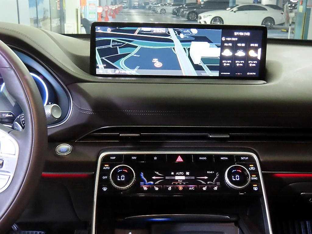Genesis GV80 - Vista 11