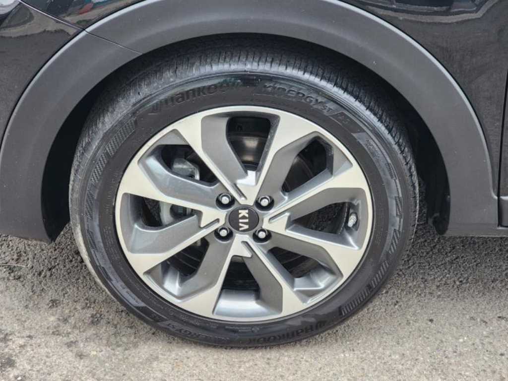 KIA Stonic 2018 Negro - Importación desde Corea - HF Imports Iquique - Foto 19