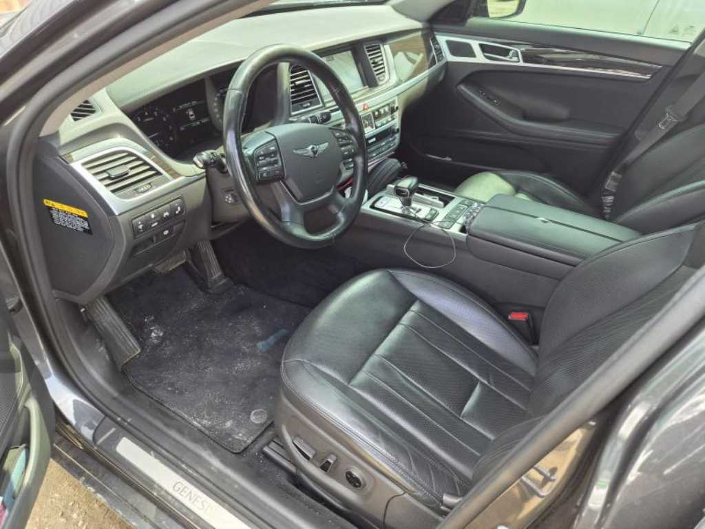 Genesis G80 - Vista 11