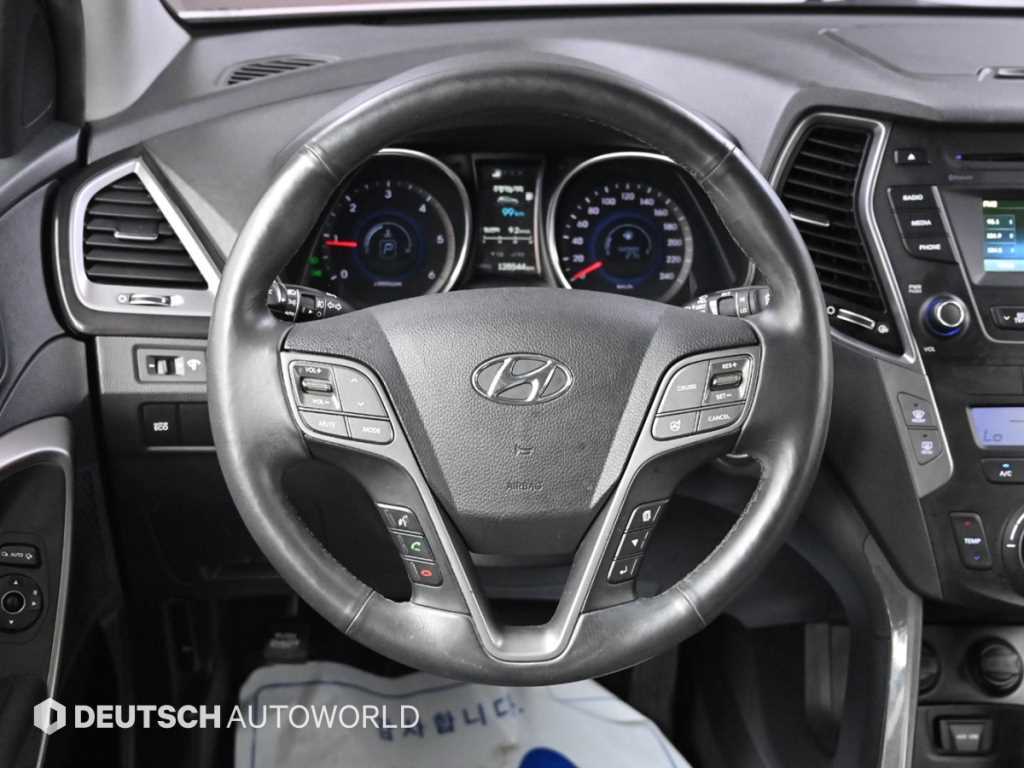 HYUNDAI Santa Fe 2015 Blanco - Importación desde Corea - HF Imports Iquique - Foto 13