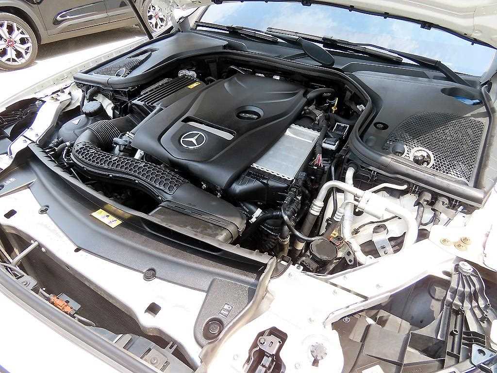 Mercedes Benz E class 2020 Blanco - Importación desde Corea - HF Imports Iquique - Foto 19