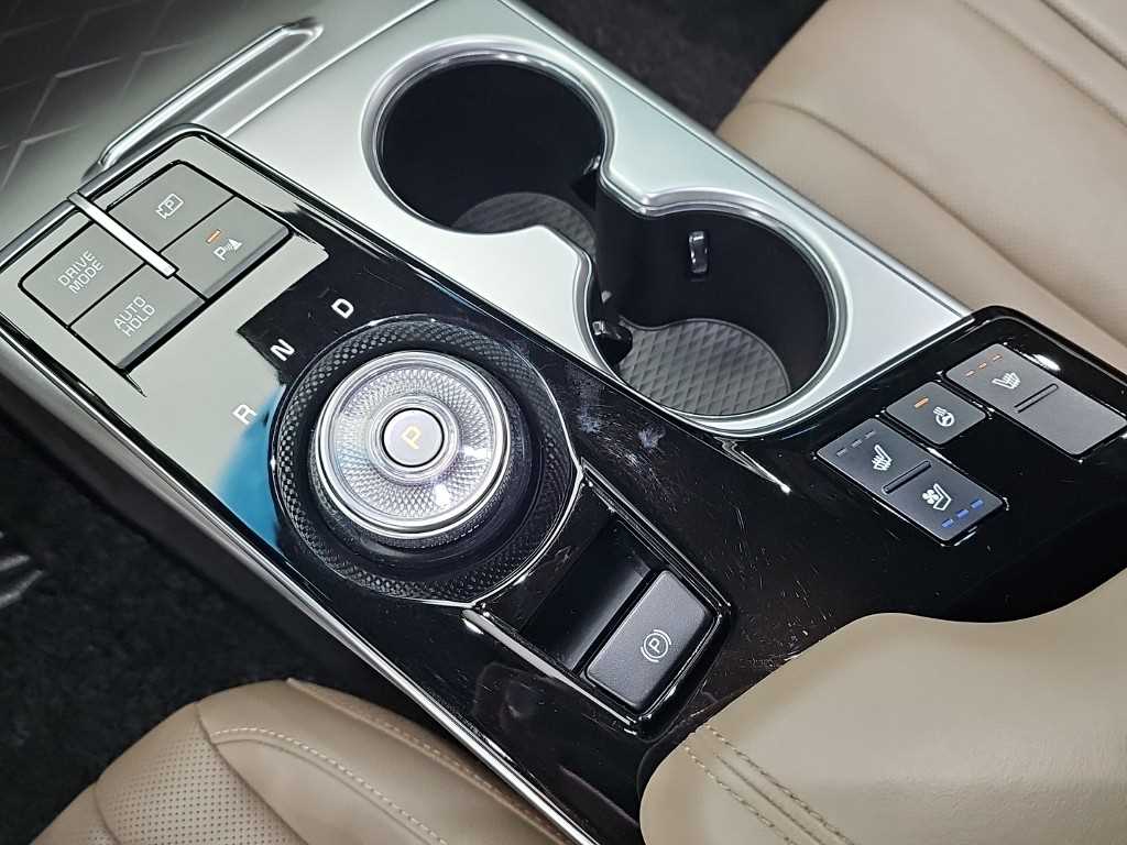 KIA K8 - Vista 8
