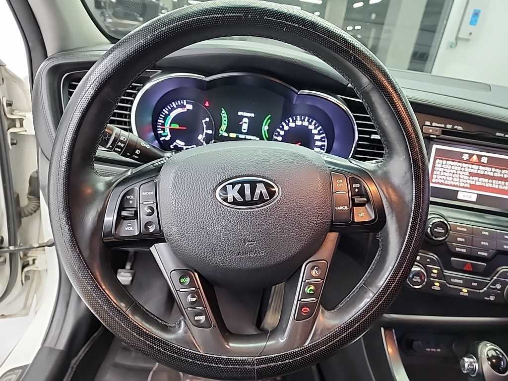 KIA K5 - Vista 9