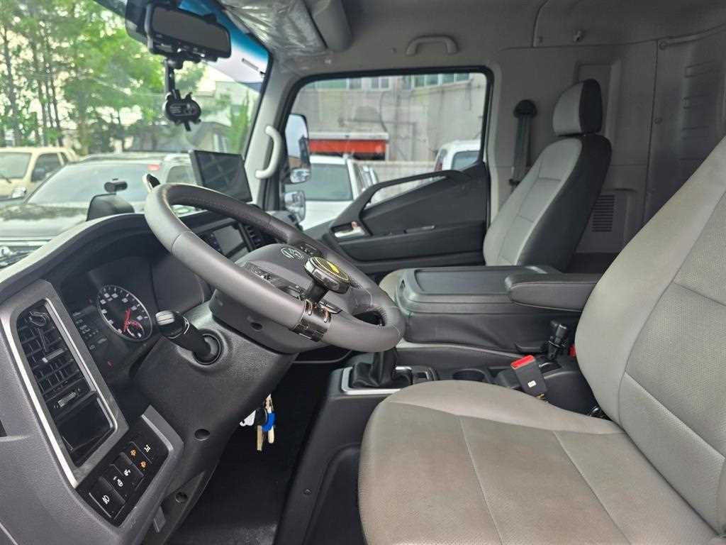 medium and large cargo truck 2024 Blanco - Importación desde Corea - HF Imports Iquique - Foto 17