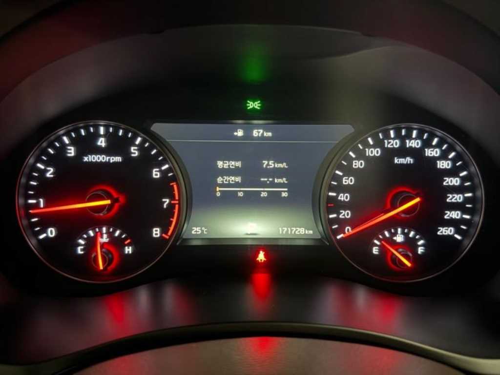 KIA K7 - Vista 9