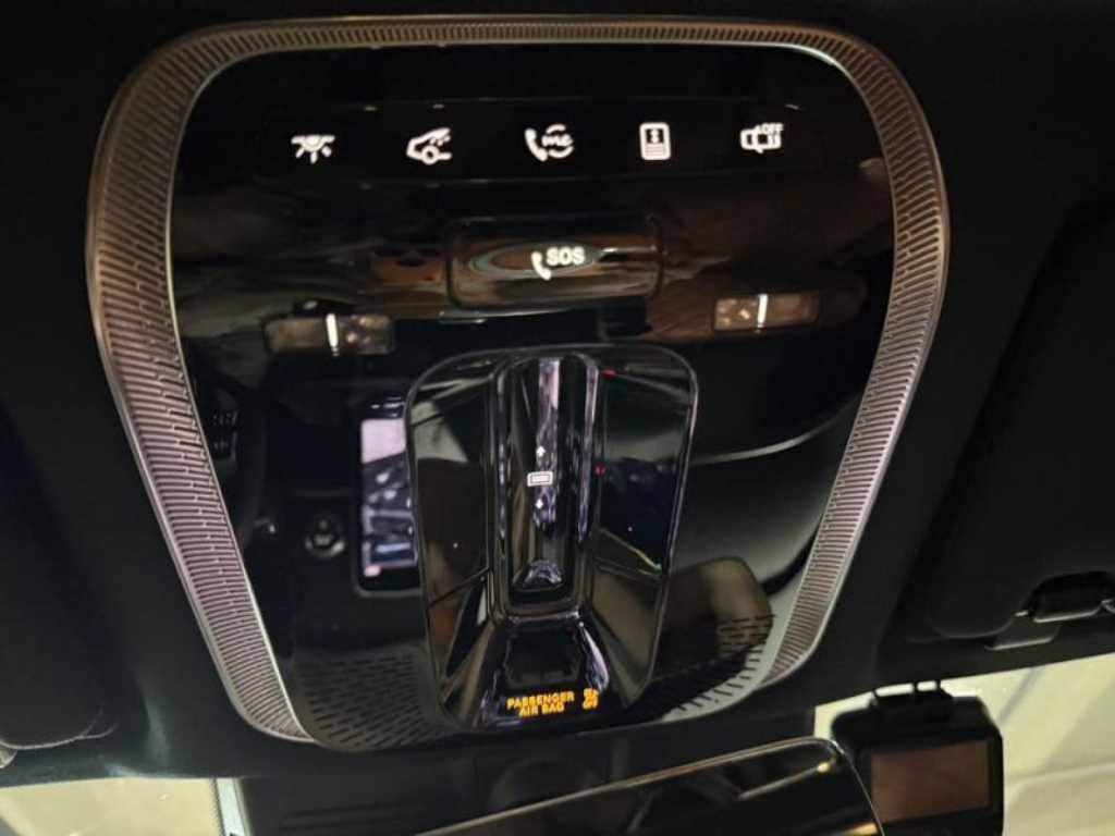 Mercedes Benz S Class - Vista 12