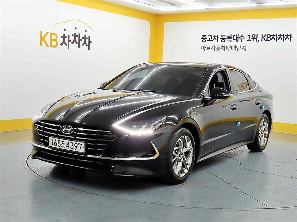HYUNDAI Sonata - Vista 2