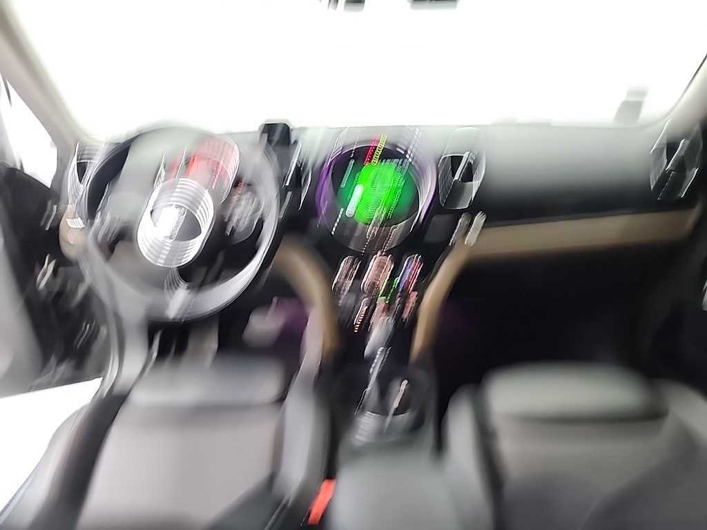 Mini Countryman - Vista 7