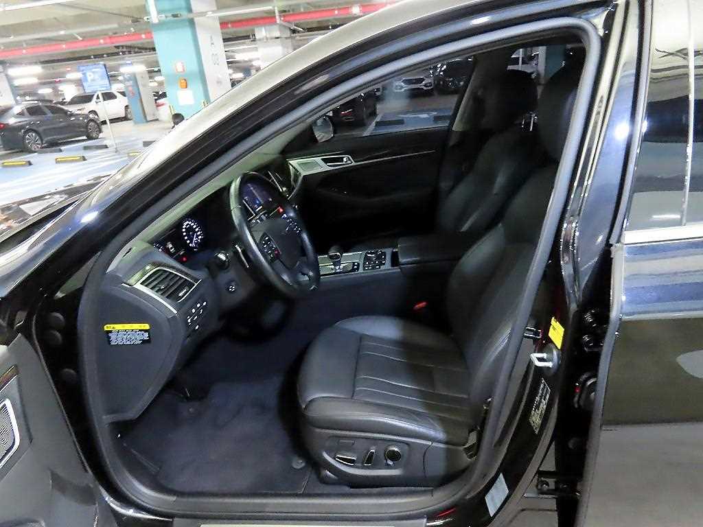 Genesis G80 - Vista 6