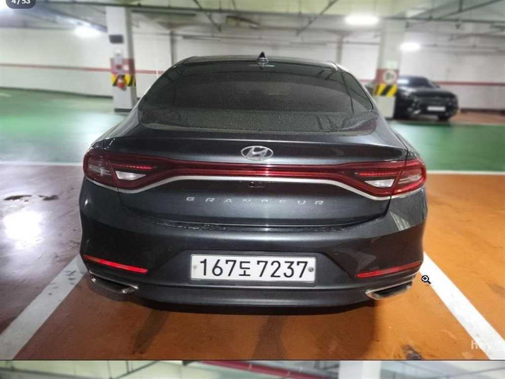 HYUNDAI Grandeur - Vista 3