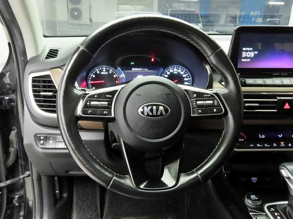 KIA Seltos - Vista 7