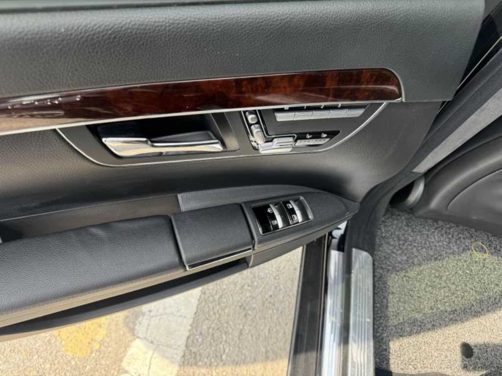 Mercedes Benz S Class - Vista 6