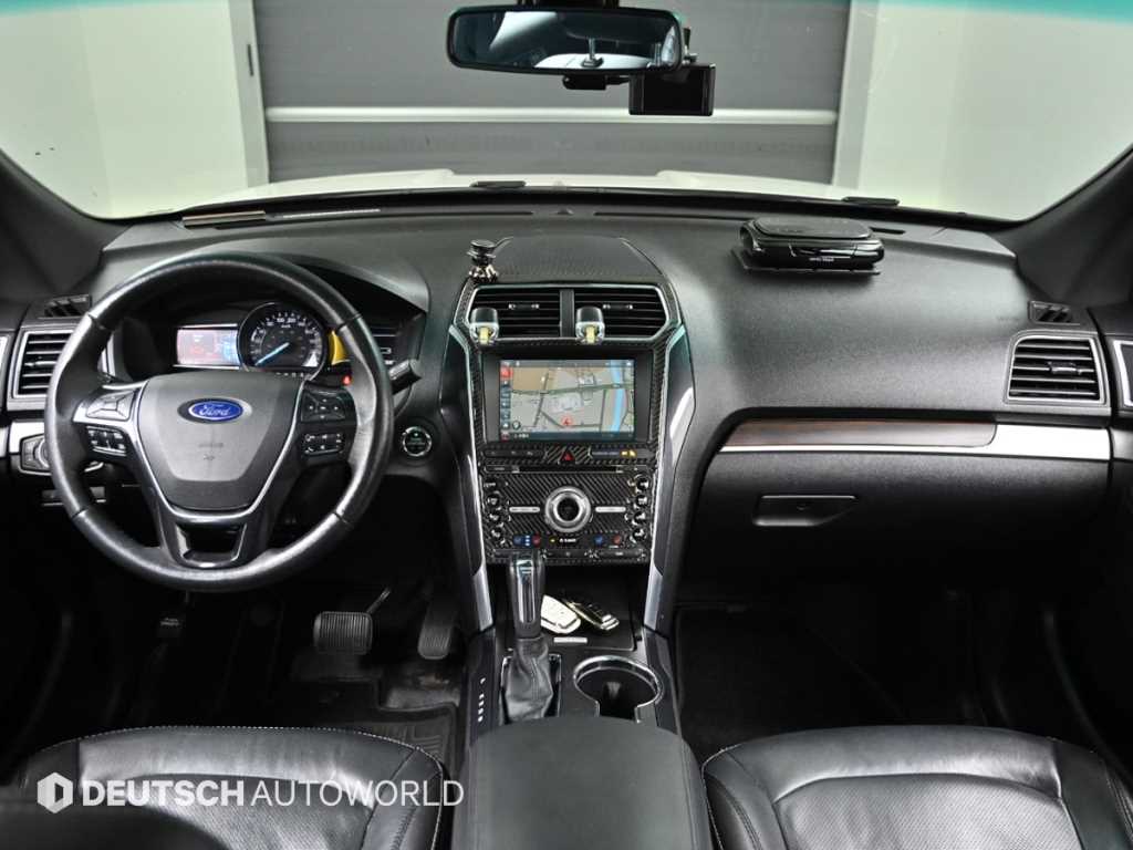 Ford Explorer - Vista 7