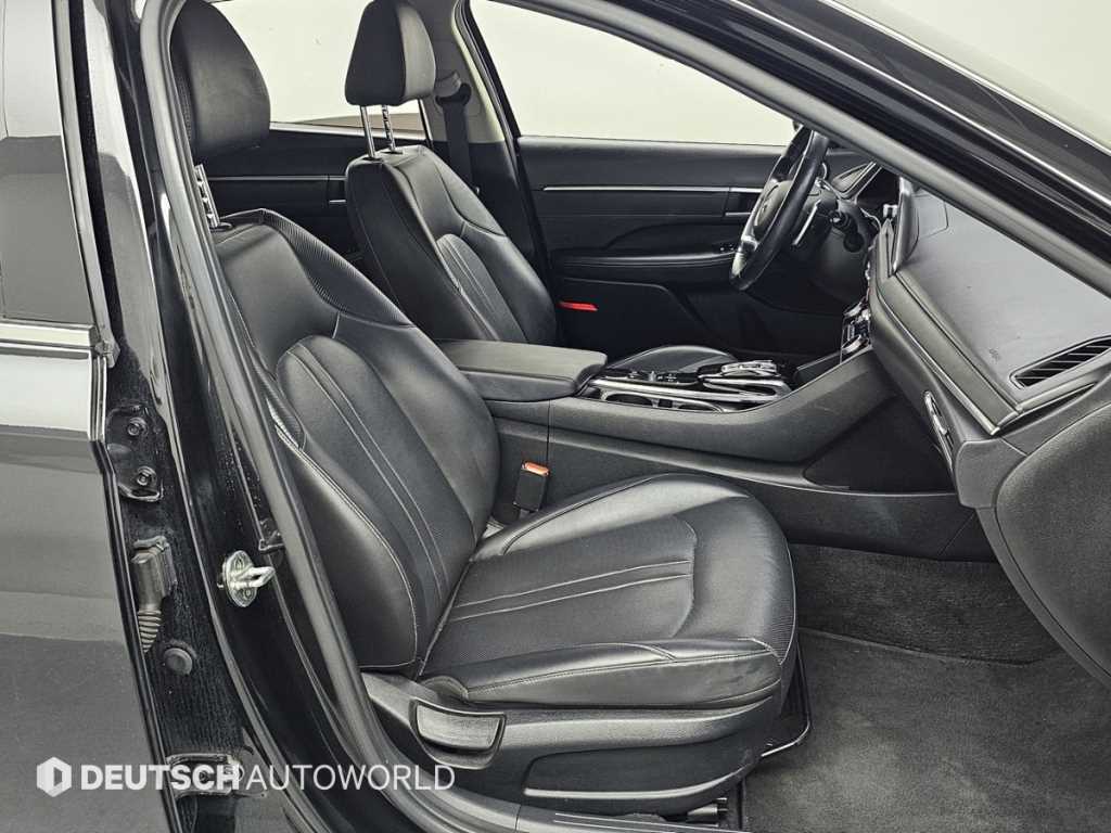 HYUNDAI Sonata - Vista 10