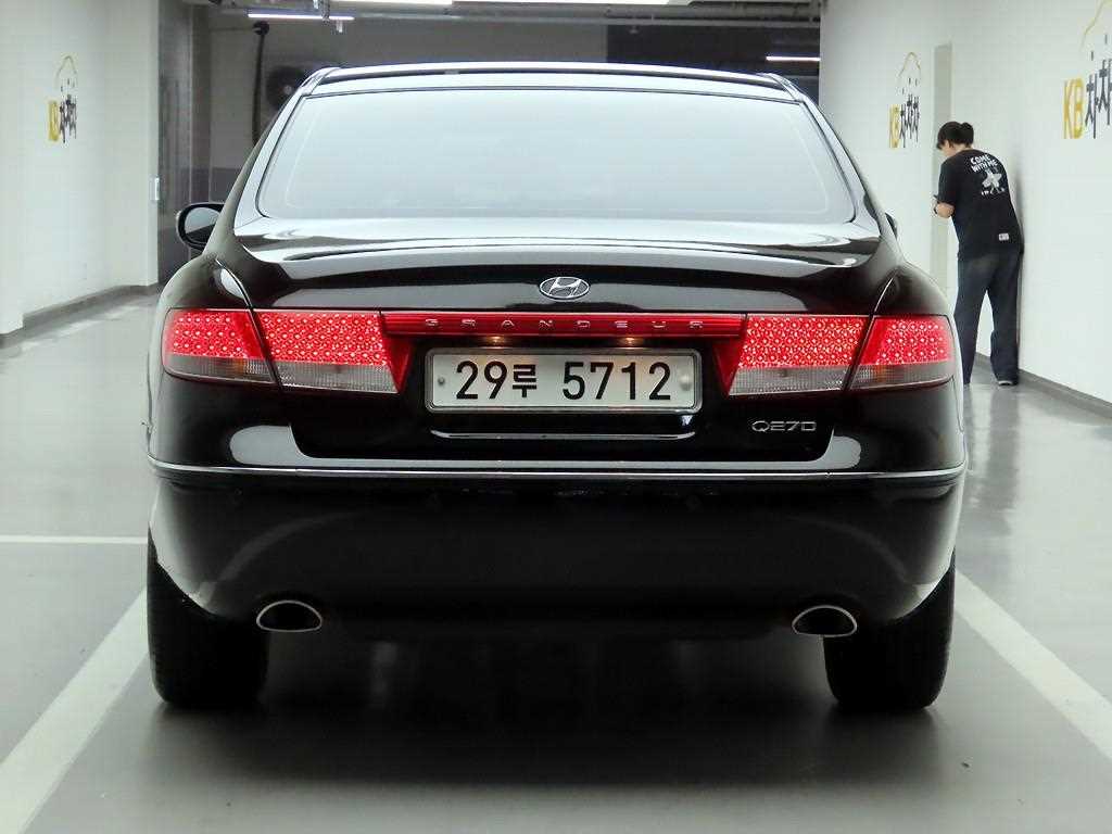 HYUNDAI Grandeur - Vista 3