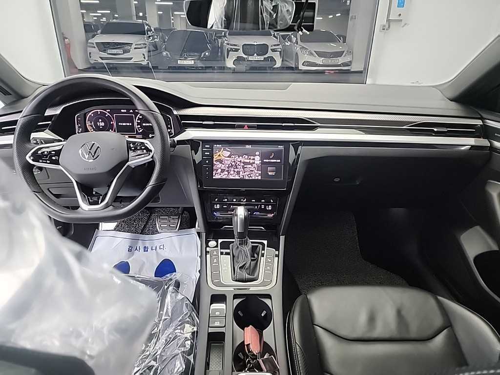 Volkswagen Arteon - Vista 7