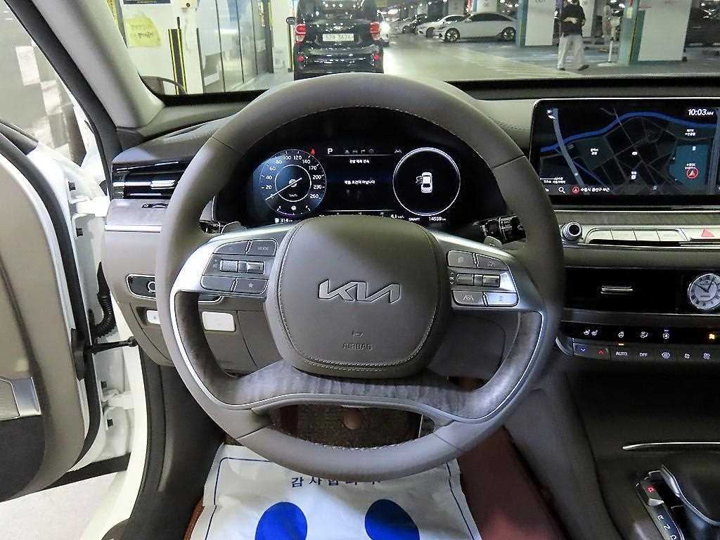 KIA K9 - Vista 8