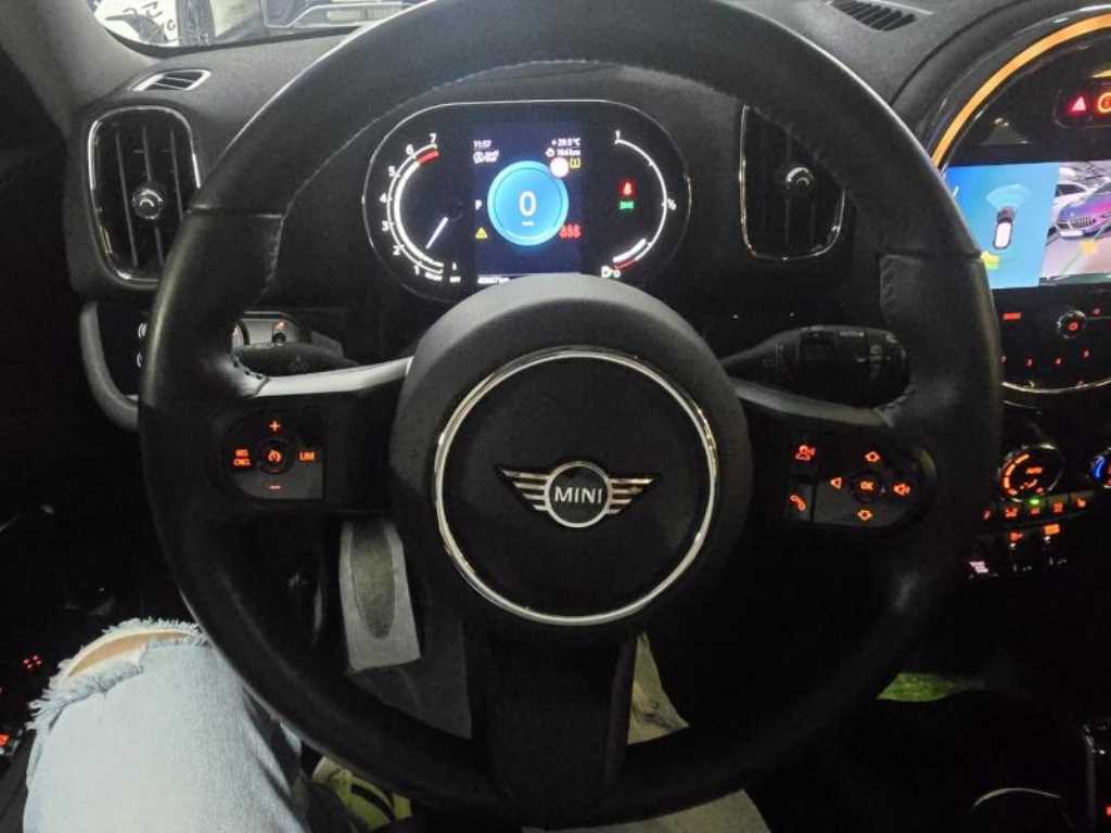 Mini Countryman - Vista 6