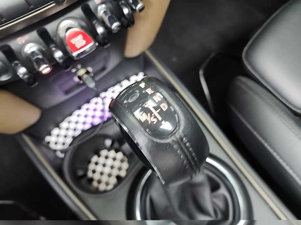 Mini Countryman - Vista 8