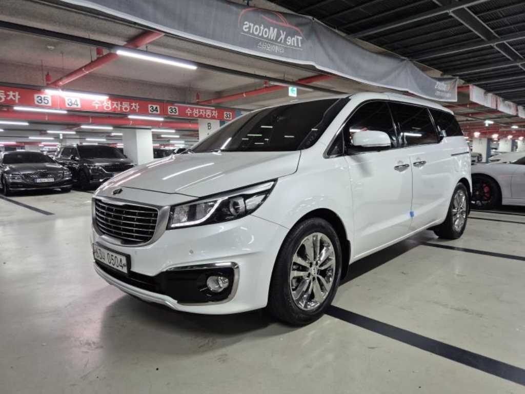 KIA Carnival 2016 Blanco - Importación desde Corea - HF Imports Iquique - Foto 1