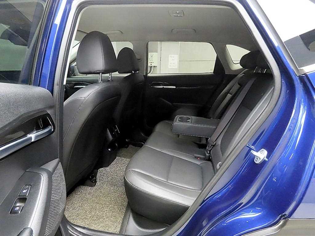 KIA Seltos - Vista 6