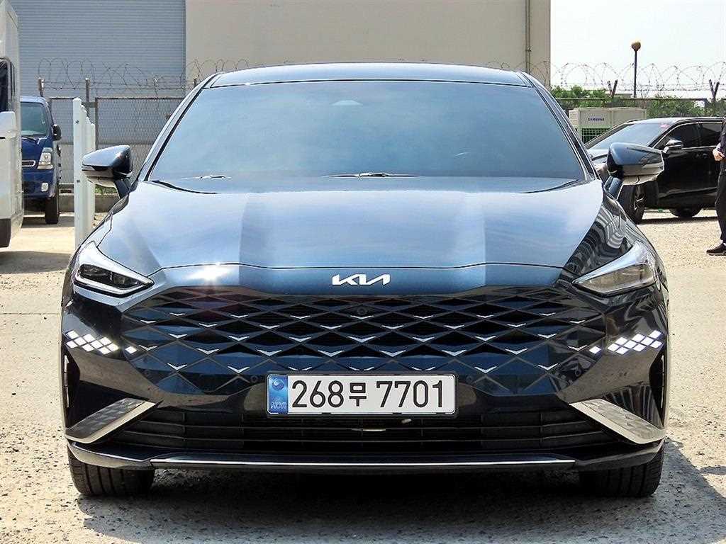 KIA K8 - Vista 2