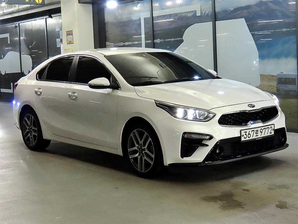 KIA K3 2019 Blanco - Importación desde Corea - HF Imports Iquique - Foto 1