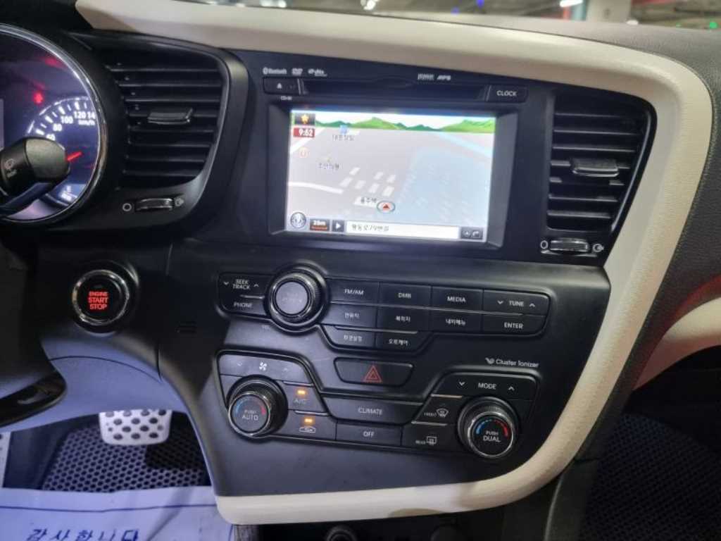 KIA K5 - Vista 11