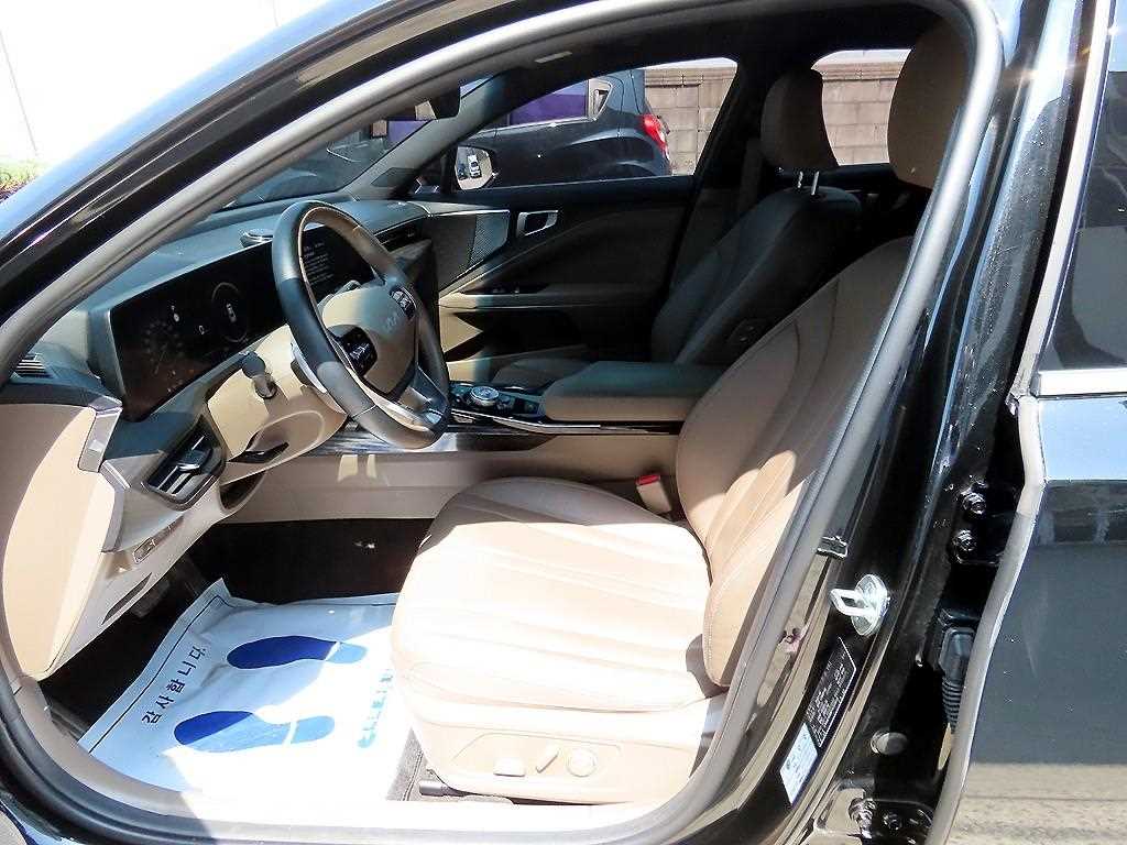 KIA K8 - Vista 5