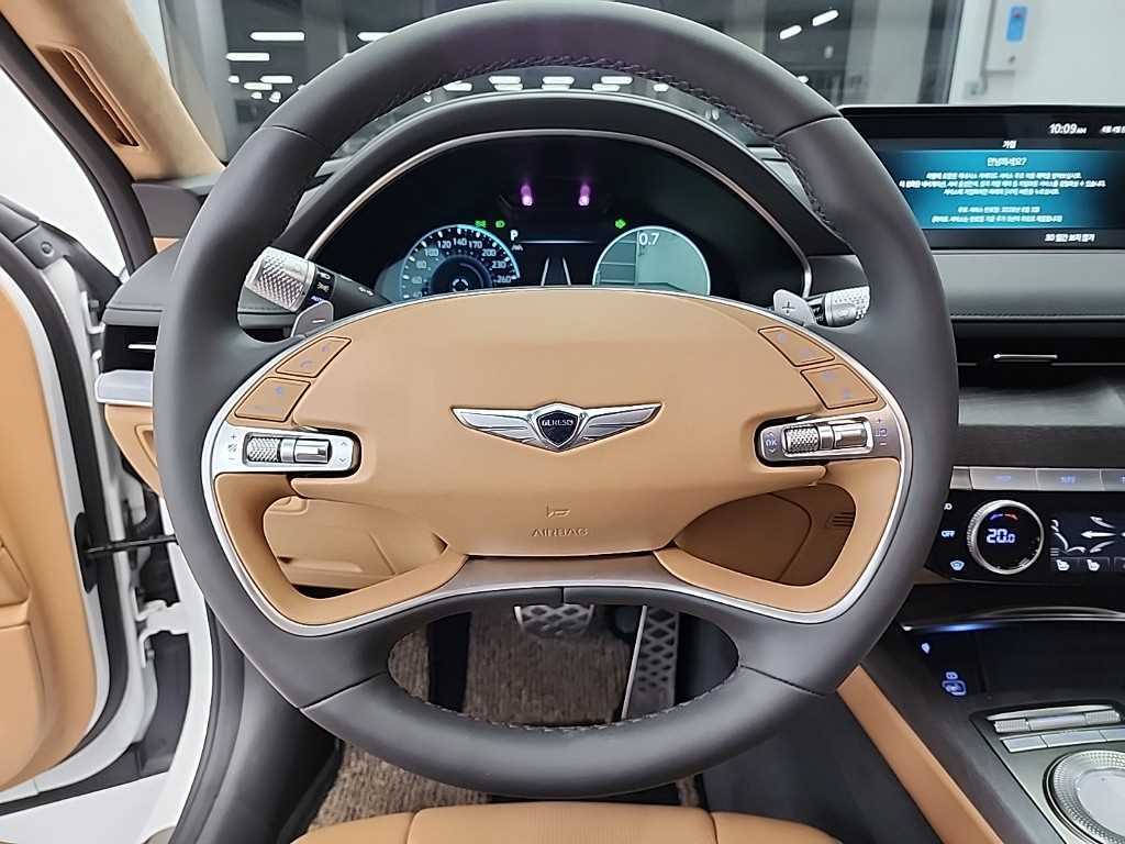 Genesis G80 - Vista 9