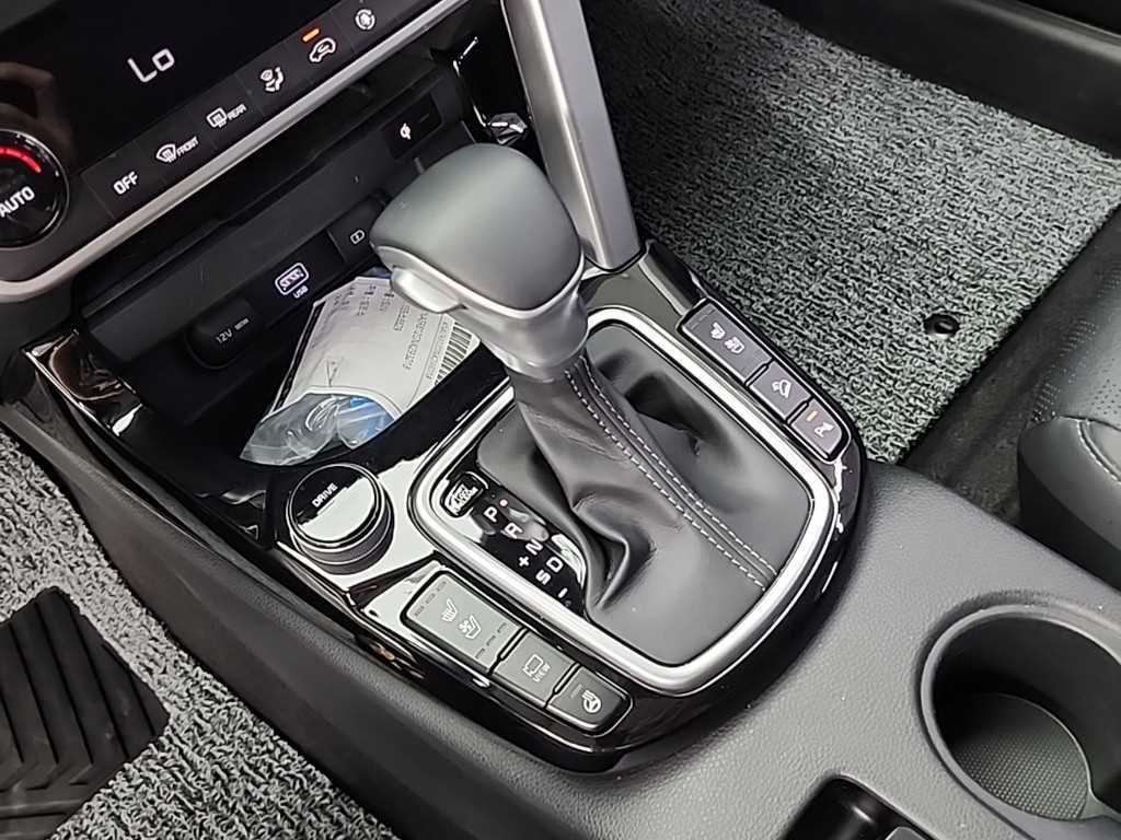 KIA Seltos - Vista 8