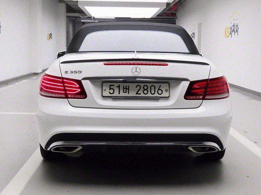 Mercedes Benz E class - Vista 3