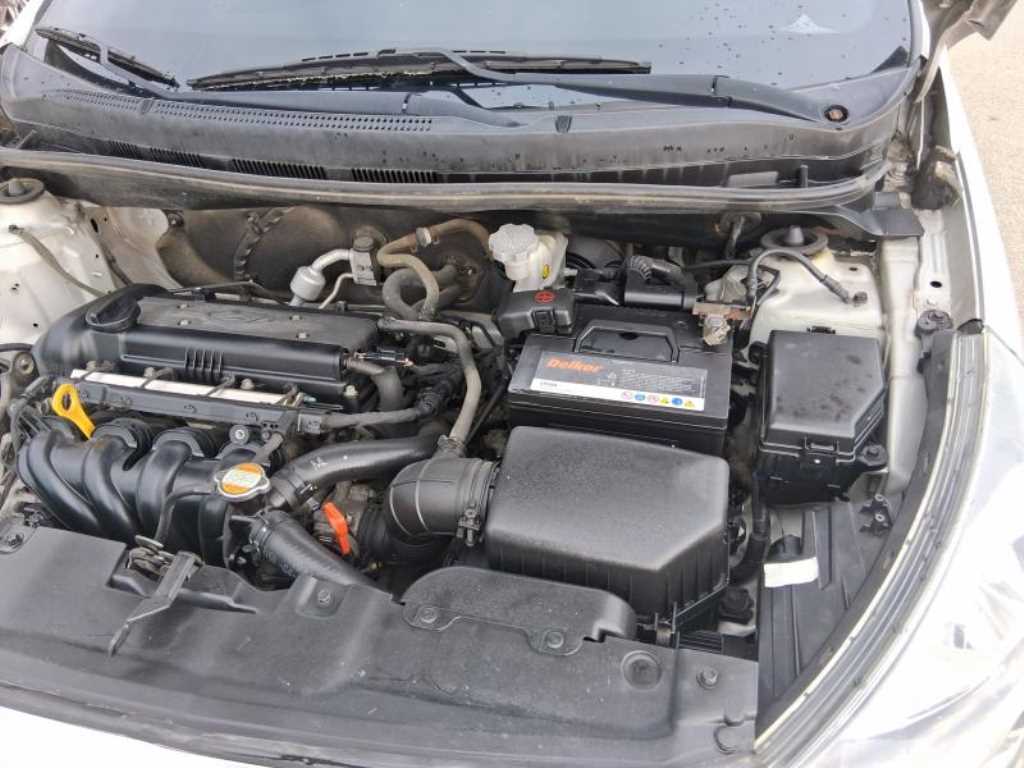 HYUNDAI Accent 2011 - Importación desde Corea - HF Imports Iquique - Foto 16