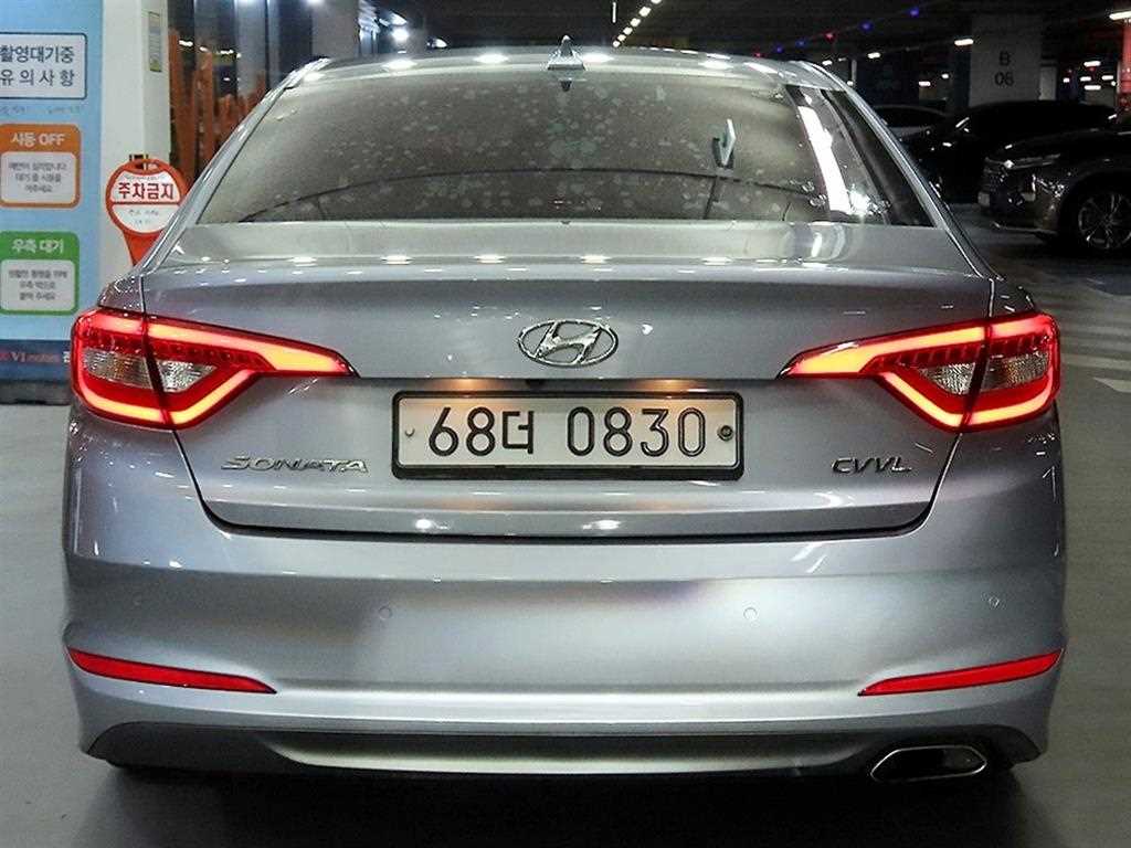 HYUNDAI Sonata - Vista 5