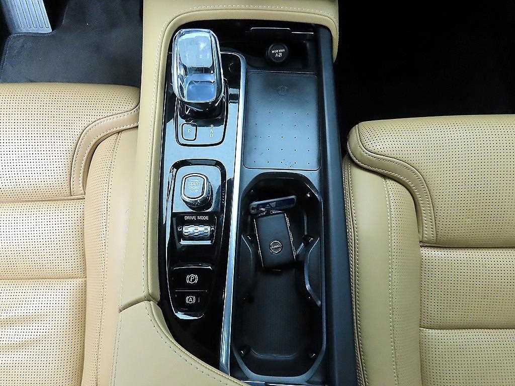 Volvo XC90 - Vista 10