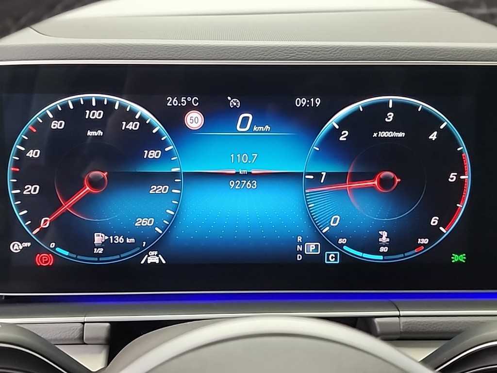 Mercedes Benz GLE Class - Vista 6