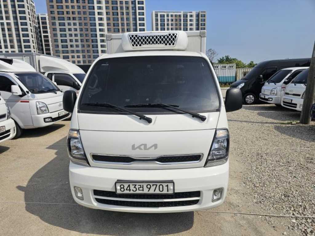 Small Truck Top_Frozen Top 2022 Blanco - Importación desde Corea - HF Imports Iquique - Foto 1