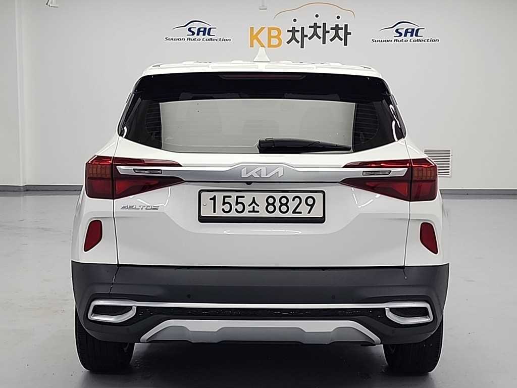 KIA Seltos - Vista 3