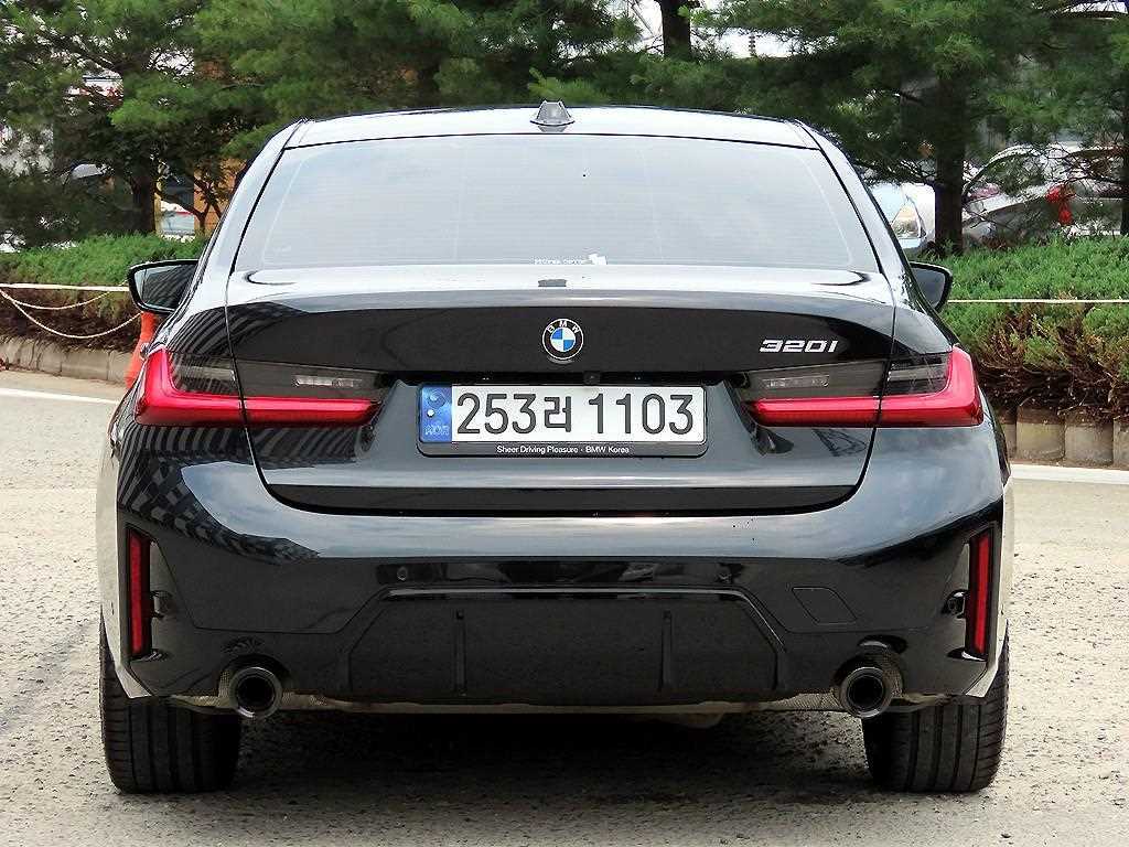 BMW 3 series - Vista 4