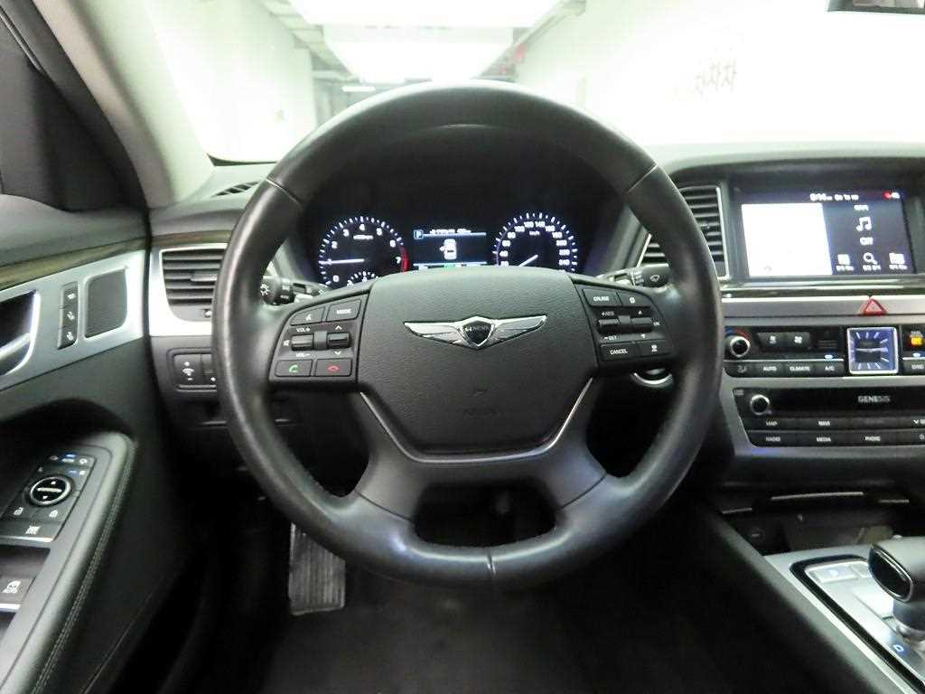 Genesis G80 - Vista 7