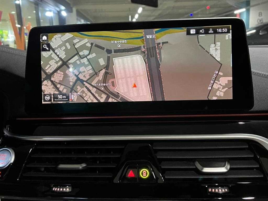 BMW 5 Series 2022 Negro - Importación desde Corea - HF Imports Iquique - Foto 14