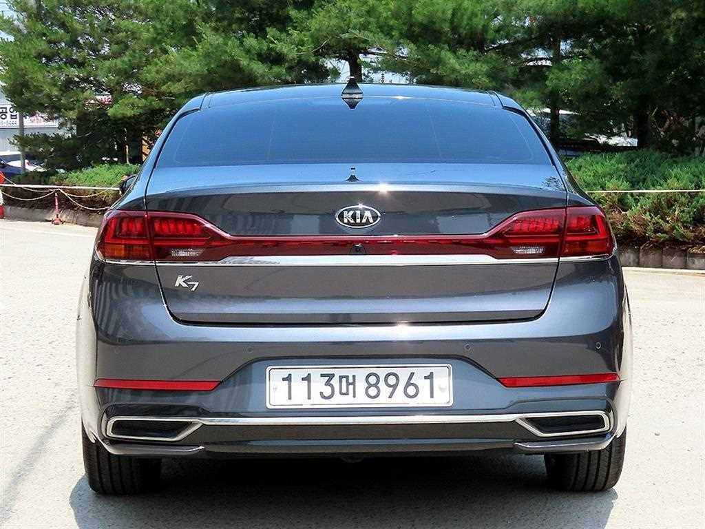 KIA K7 - Vista 4
