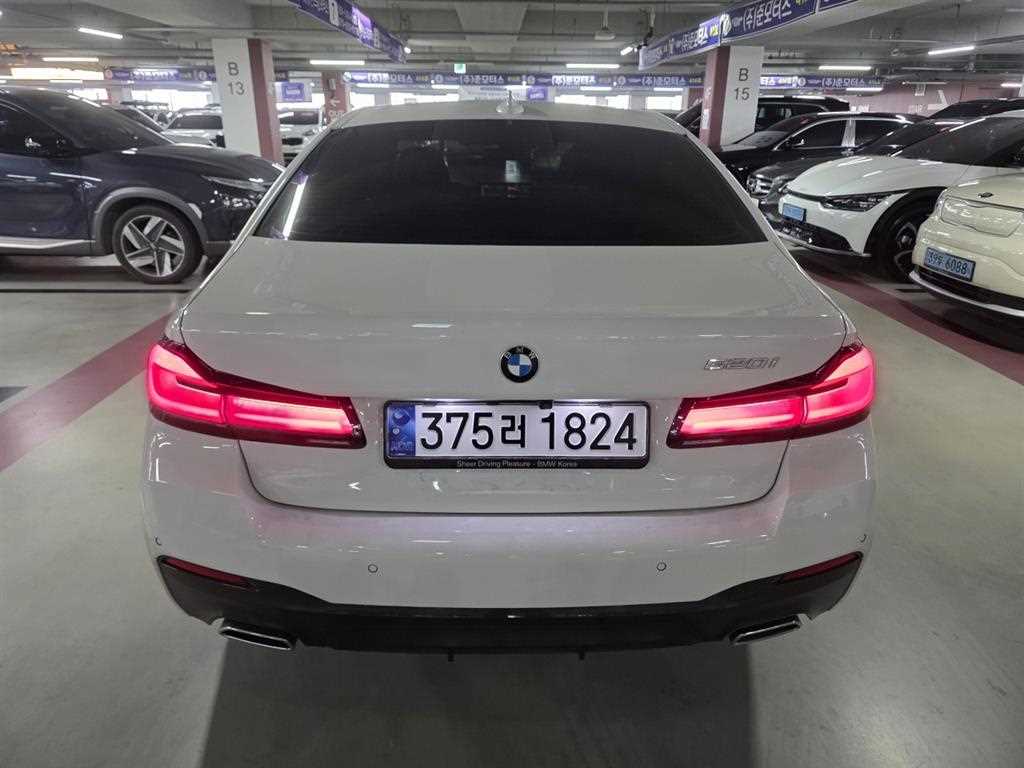 BMW 5 Series - Vista 3