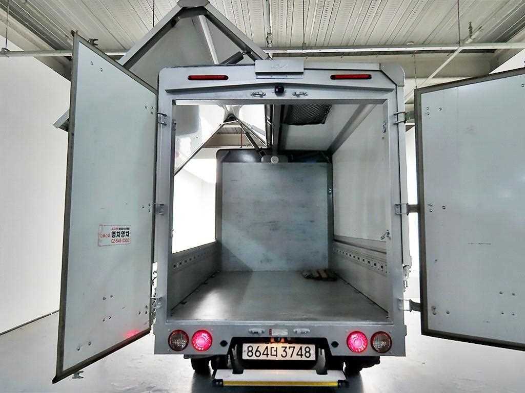Small Truck Top_Wingbody 2023 Blanco - Importación desde Corea - HF Imports Iquique - Foto 17