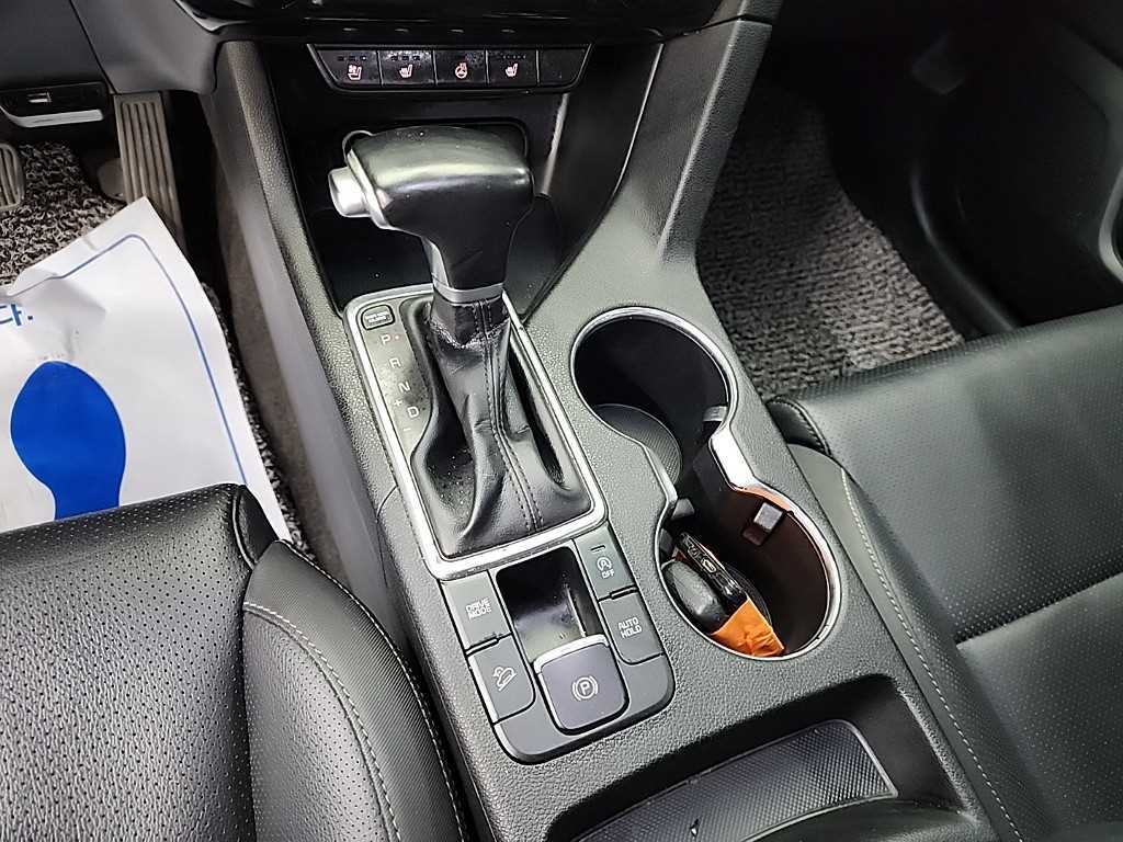 KIA Sportage - Vista 8