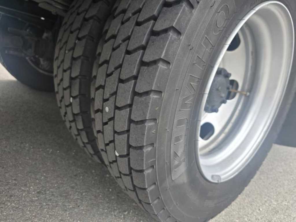 medium and large cargo truck 2024 Blanco - Importación desde Corea - HF Imports Iquique - Foto 18