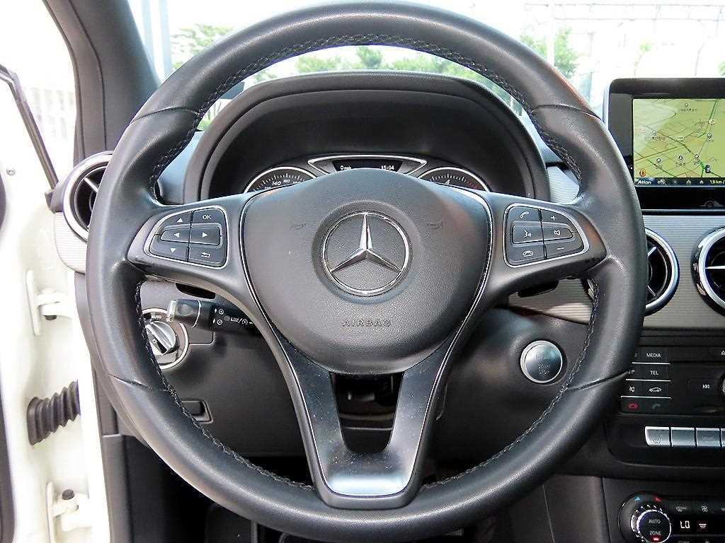 Mercedes Benz B Class (MY B) - Vista 8