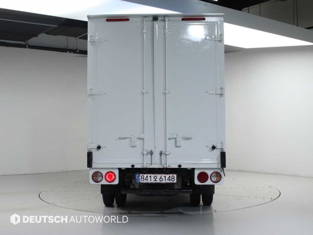 Small Truck Cargo (small) - Vista 4