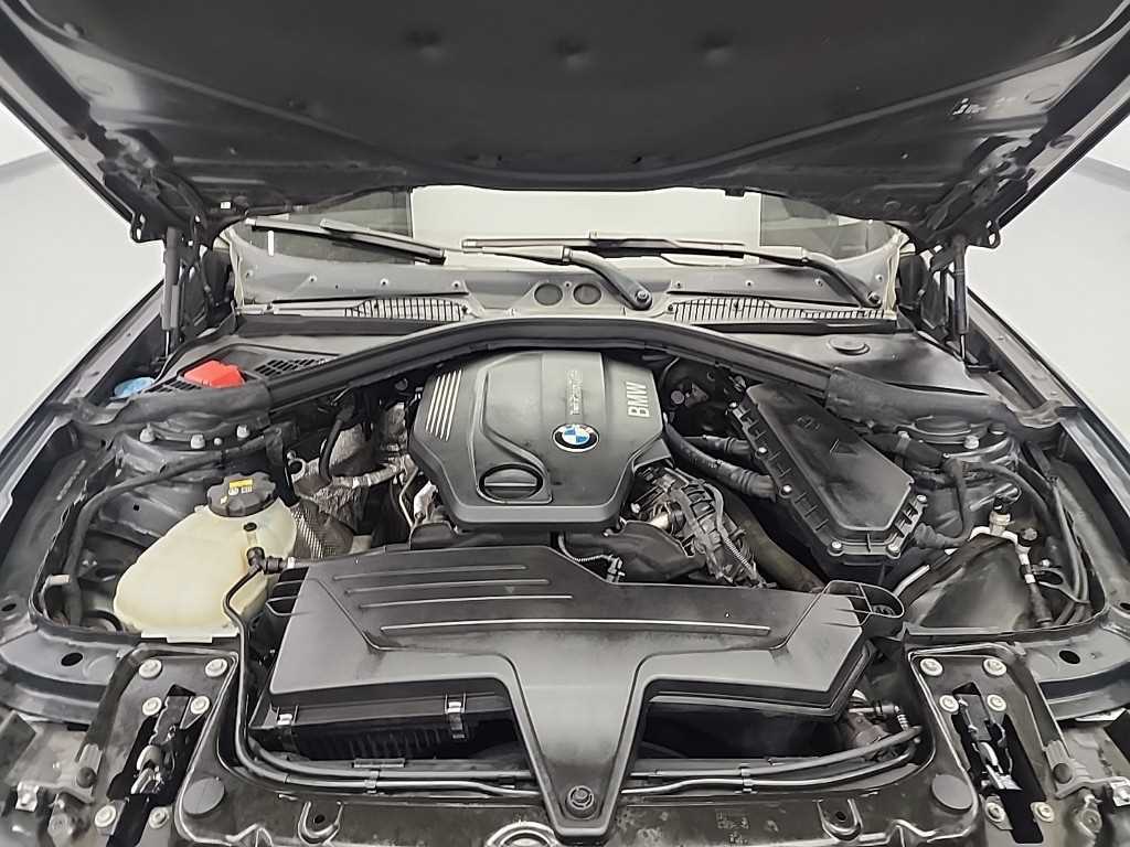 BMW 1 series - Vista 4