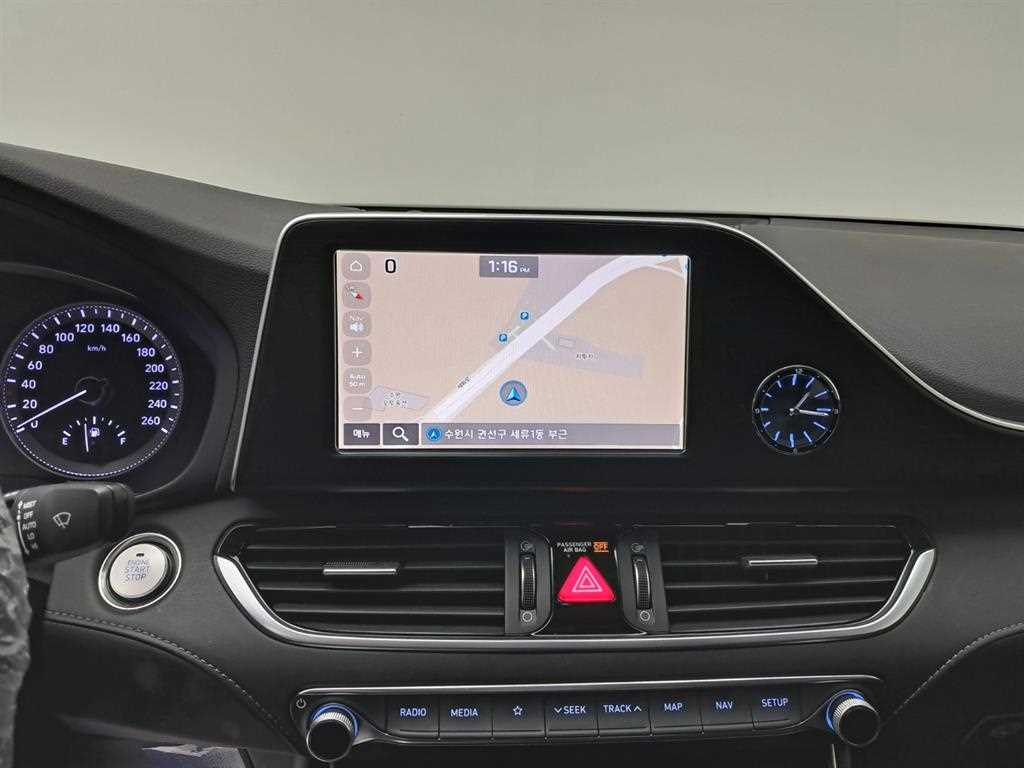 HYUNDAI Grandeur - Vista 7